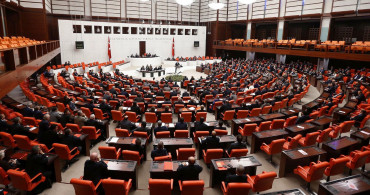 Ek gösterge emeklileri nasıl etkileyecek? TBMM Plan ve Bütçe Komisyonu Torba Kanun Teklifini kabul etti!
