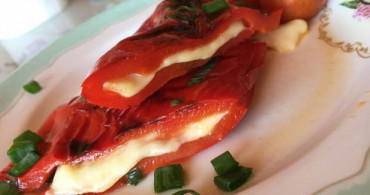 Ekmeksiz Biber Tostu Nasıl Yapılır? Ekmeksiz Tost Tarifi
