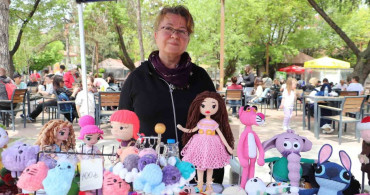 El Emeği Oyuncak Sanatı: Necla Özyurt'un Doğal ve Yıkanabilir Tasarımları
