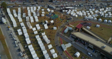 Elazığ'a 10 Binden Fazla Çadır Gönderildi