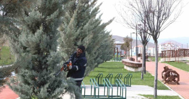 Elazığ'da Bahar Temizliği: Kent Köy Yaşam Alanı Yenileniyor