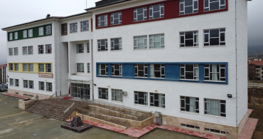 Elazığ'da deprem sonrası eğitimde yeniden yapılanma: Güvenli ve modern okullar hizmete açılıyor