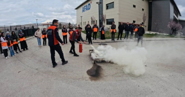 Elazığ'da Gönüllülere Afet Eğitimleri Devam Ediyor