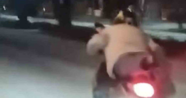 Elazığ'da Motosiklet Sürücüsünün Tehlikeli Anları Kameralarda