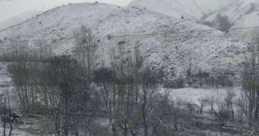 Elazığ'da Nisan Ayında Kar Yağışı Sürprizi