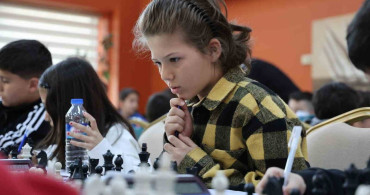 Elazığ'da Satranç Turnuvası Heyecanı