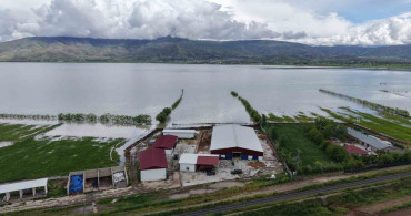 Elazığ'da Üreticiler Su Tehlikesiyle Yüz Yüze: Setler ve Nöbet Tutma Uygulamaları Başlatıldı
