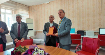 Emekli Okul Müdürü Bekir Tunç İçin Veda Töreni