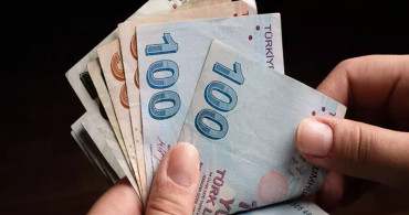 Emekli ve Memur Maaşlarına Ek Ödeme! SGK Anlaşmayı Sağladı: Hesaba Yatıyor
