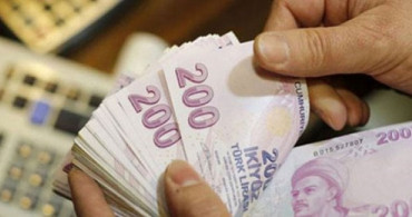 Emekliler Asgari Ücret Talep Ediyor