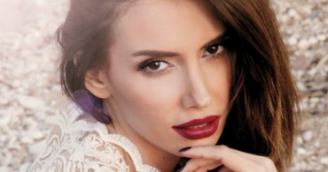 Emina Sandal Boşanma Sorularını Yanıtsız Bıraktı!