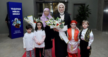 Emine Erdoğan ve Wan Azizah İsmail'in Ziyareti
