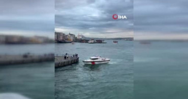 Eminönü sahilinde üç çocuk denizde mahsur kaldı: Sahil Güvenlik yetişti