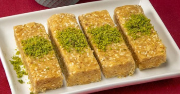 Enerji Bombası Bal Helvası Nasıl Yapılır? Bal Helası Tarifi