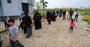 Engelli Bireylerle Dayanışma: Adana'da Yol Problemi Protesto Edildi