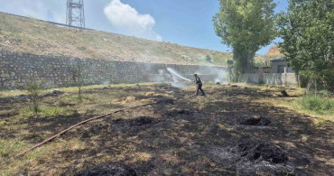 Erciş'te bahçe yangını paniğe yol açtı