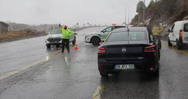 Erciyes Kayak Merkezi Ulaşımı Yoğun Kar Nedeniyle Kapandı