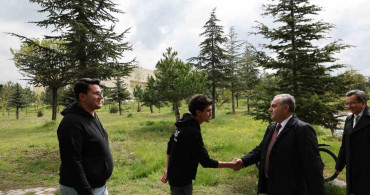 Erciyes Üniversitesi Rektörü Öğrenci Kulüplerini Ziyaret Ediyor