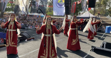 Erdemli'deki 33. Geleneksel Türkmen Şöleni Binlerce Kişiyi Buluşturdu