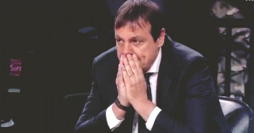 Ergin Ataman Maç Boyunca Oturdu 