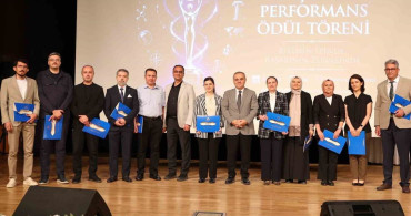 Erü’de 2025 yılı araştırma performans ödül töreni düzenlendi