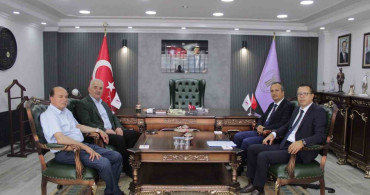 Erzincan defterdarı Özdemir esnaf temsilcileriyle bir araya geldi