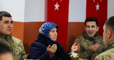 Erzincan'da İftar Buluşması: Mehmetçik ve Gaziler Bir Araya Geldi