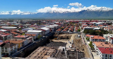 Erzincan'da Merkez Çarşısı Dönüşüm Projesi Başladı