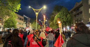 Erzincan'da Meşaleli 19 Mayıs Yürüyüşü Gerçekleşti