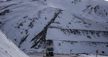 Erzurum ve Ardahan'da Soğuk Hava ve Sis Etkili Oluyor