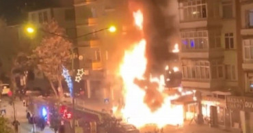 Erzurum'da 5 katlı Bir Bina Küle Döndü! Yanan Evlerini Gözyaşları İçerisinde İzlediler