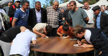 Erzurum'da 6. geleneksel karnavas dut pekmezi festivali yapıldı