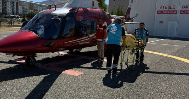Erzurum'da Acil Durum: Ambulans Helikopter Kalp Krizi Geçiren Hastayı Kurtardı