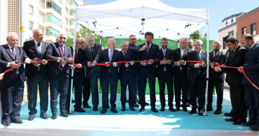 Erzurum'da Ahmet Küçükler Parkı ve Ezel Erverdi Bilgi Evi açıldı