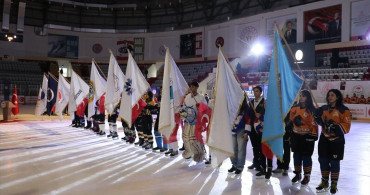 Erzurum'da Buz Hokeyi Kış Spor Oyunları Başladı
