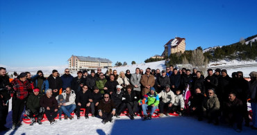 Erzurum'da Gazetecilere Özel Kızak Yarışması