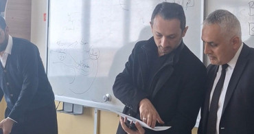 Erzurum'da Gençler Umre İçin Bilgi Yarışmasında Yarıştı