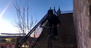 Erzurum'da Gençlerin Bisiklet Gösterisi