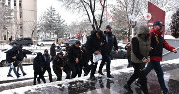Erzurum'da Geniş Kapsamlı Dolandırıcılık Operasyonu
