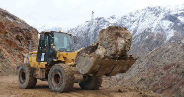 Erzurum'da Heyelan Ulaşımı Olumsuz Etkiledi