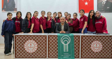 Erzurum'da Lise Öğrencilerine Fotoğrafla Dil Anlatıldı