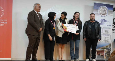 Erzurum'da Liseler Arası Türk Mutfağı Yarışması Düzenlendi