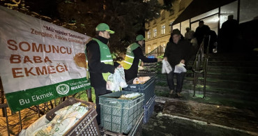 Erzurum'da Miraç Kandili'nde Somuncu Baba Sebil Ekmeği İkramı