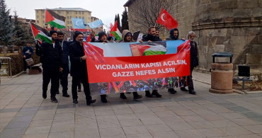 Erzurum'da Sağlık Çalışanlarından Gazze İçin Sessiz Yürüyüş