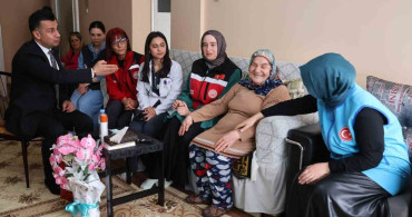 Erzurum'da Vefa Ziyareti ile Yaşlılar Unutulmadı