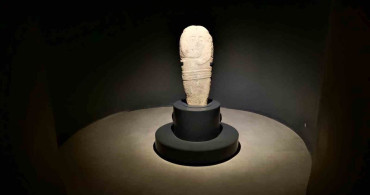 Erzurum'daki 2500 Yıllık Taş Baba Heykeli İlgi Odağı