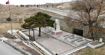 Erzurum'daki Şehitliklerde Yenileme Çalışmaları Tamamlandı