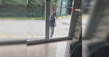 Esenyurt'ta Berberle Müşteri Arasında Gergin Anlar