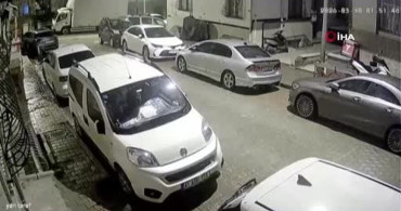 Esenyurt'ta Silahla Sokakta Dolaşan Adam Gözaltına Alındı