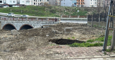 Esenyurt'taki Çukurun Nedeni Jeolojik Faktörler mi?